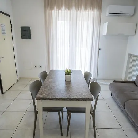 Aparthotel Bay Suites&residence