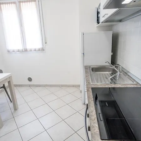 Ξενοδοχείο με διαμερίσματα Bay Suites&residence 3*
