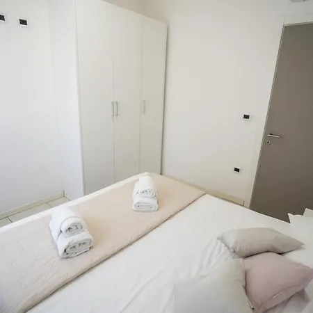 Ξενοδοχείο με διαμερίσματα Bay Suites&residence Ρίμινι