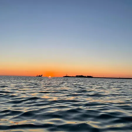 Aparthotel Bay Suites&residence 3*