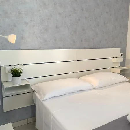 Aparthotel Bay Suites&residence 3*
