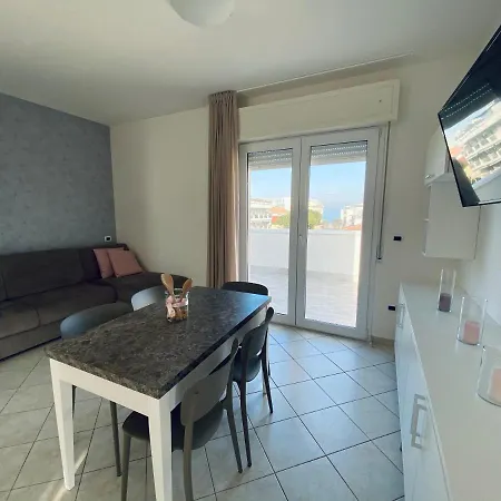 Aparthotel Bay Suites&residence