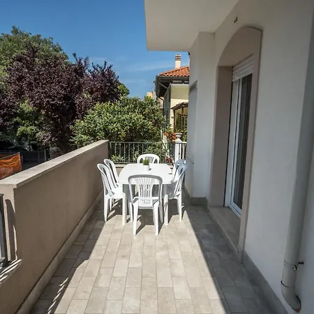Aparthotel Bay Suites&residence 3*