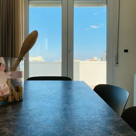 Bay Suites&residence アパートホテル リミニ