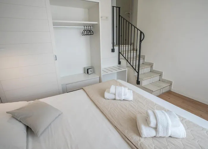 Bay Suites&residence